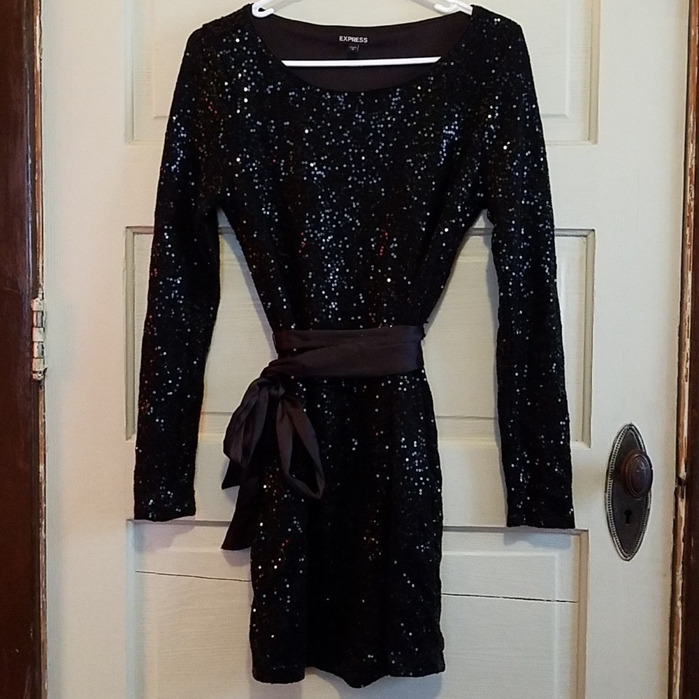 🔺️Express Black long sleeve dress